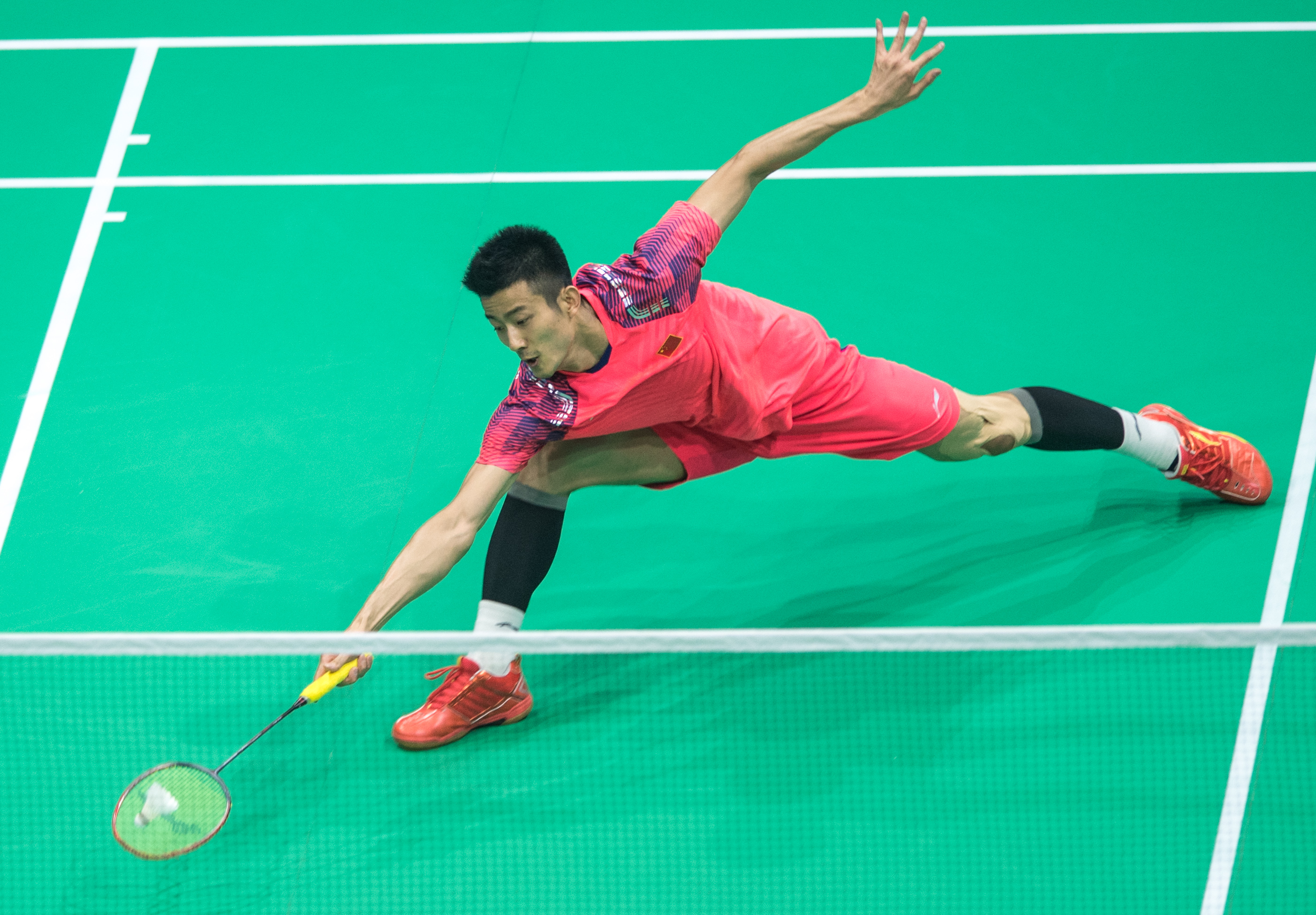 中国羽毛球队强势英格兰羽毛球队,谌龙送出助攻 中国羽毛球队强势英格兰羽毛球队,谌龙送出助攻