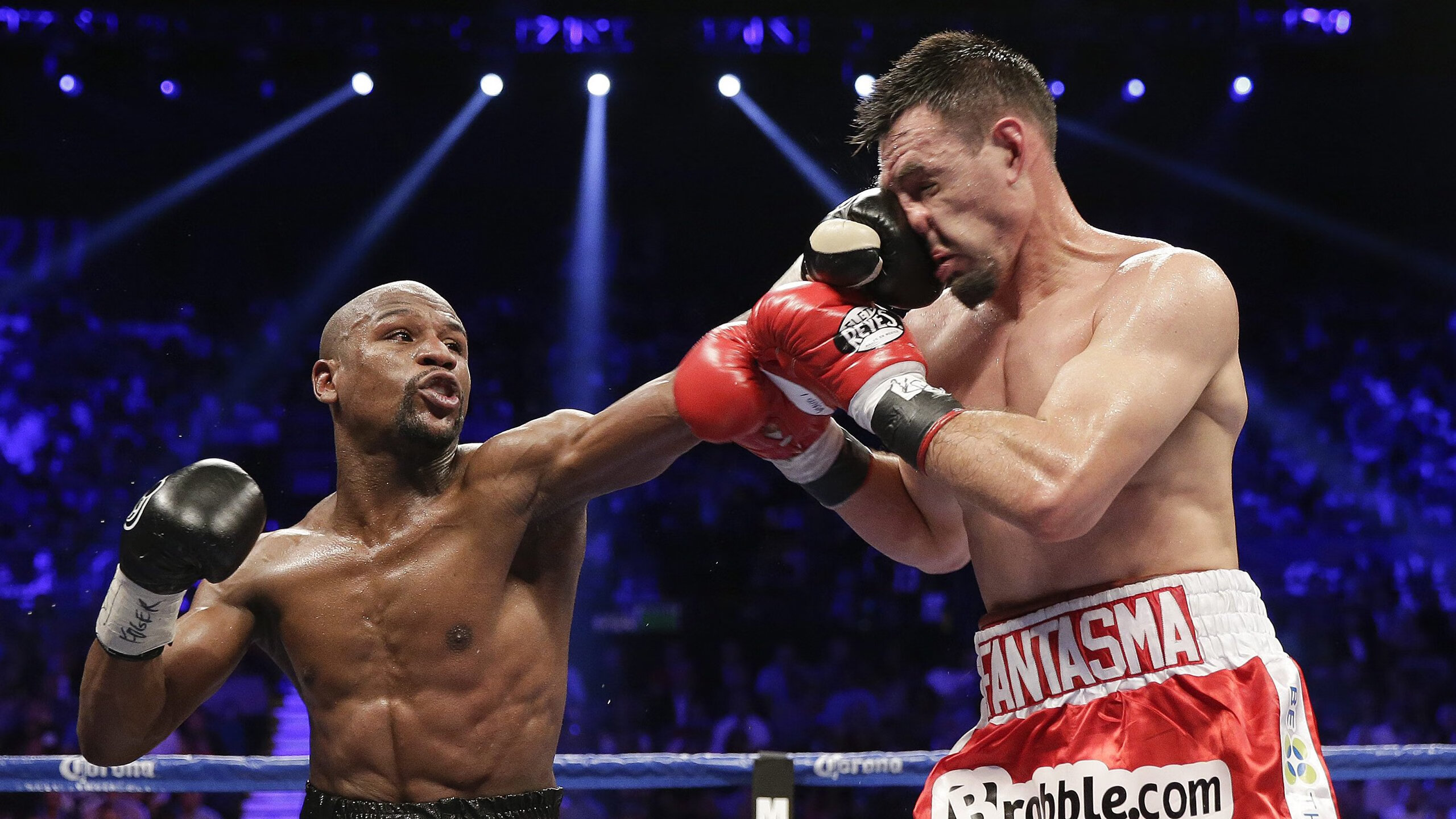 绿茵场上的双重奏，西甲德比战术博弈，摩纳哥式冲击波震动奥地利防线