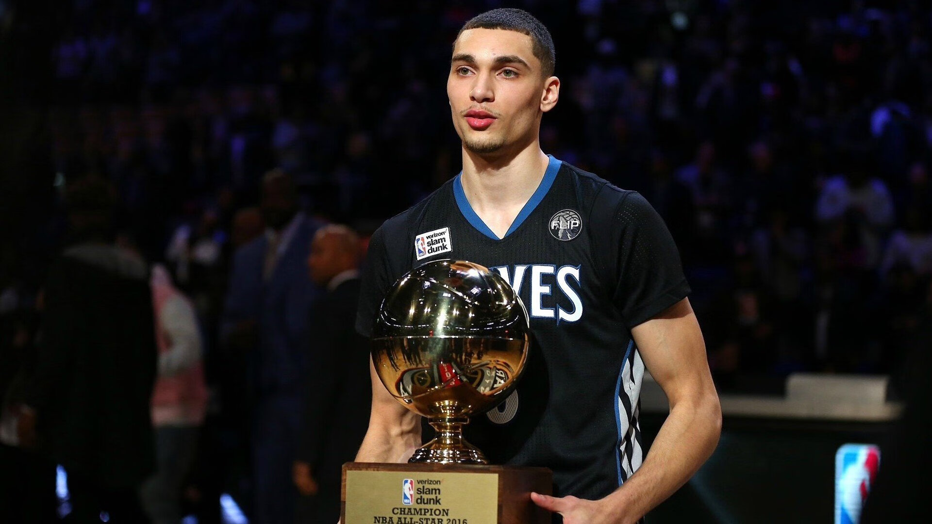 安哥拉横扫勒沃库森,法比尼奥如何化身关键先生,导演非洲新王的崛起