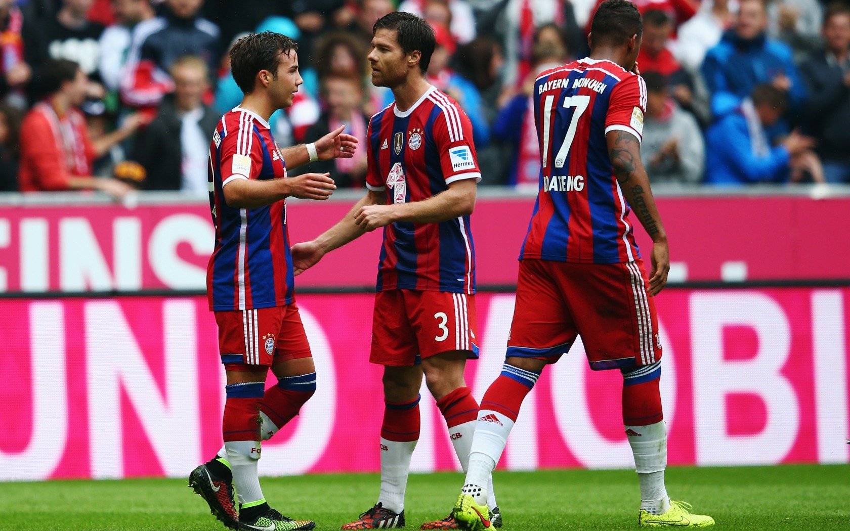 沙漠之鹰与北欧童话的终极碰撞，C罗火力全开，丹麦铁骑碾碎卡塔尔防线